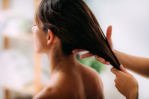 美容オイルがヘアケアに選ばれる理由